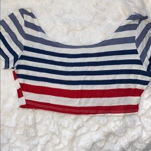 Hak striped crop top